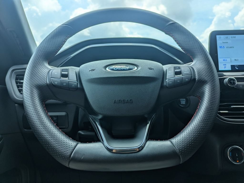 Used 2025 Ford Escape ST-Line AWD/4WD image 21