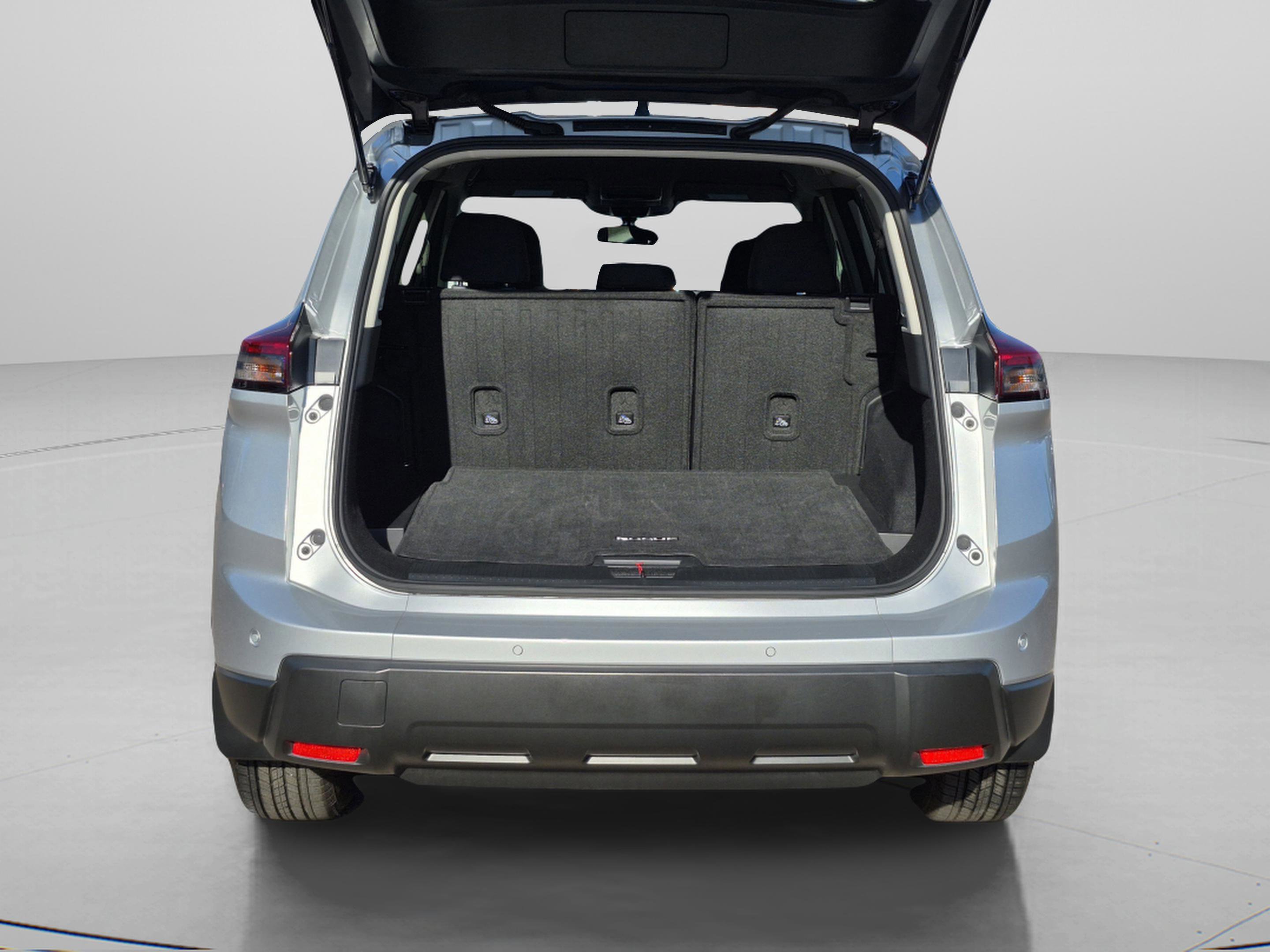 Certified 2025 Nissan Rogue S FWD image 11