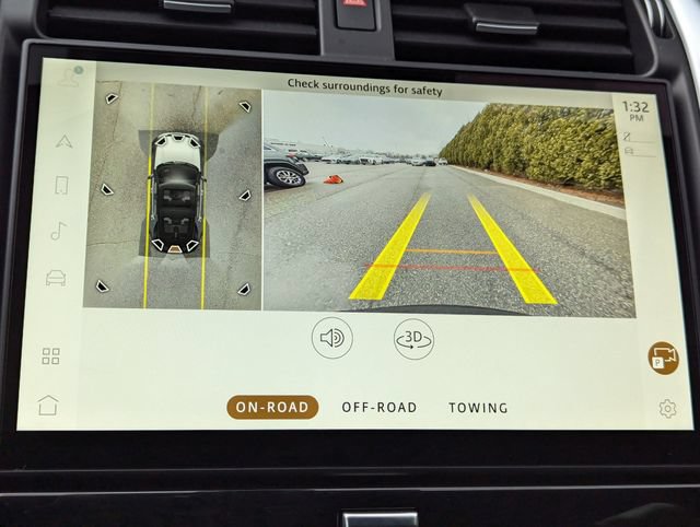 New 2025 Land Rover Discovery Dynamic SE AWD/4WD image 10