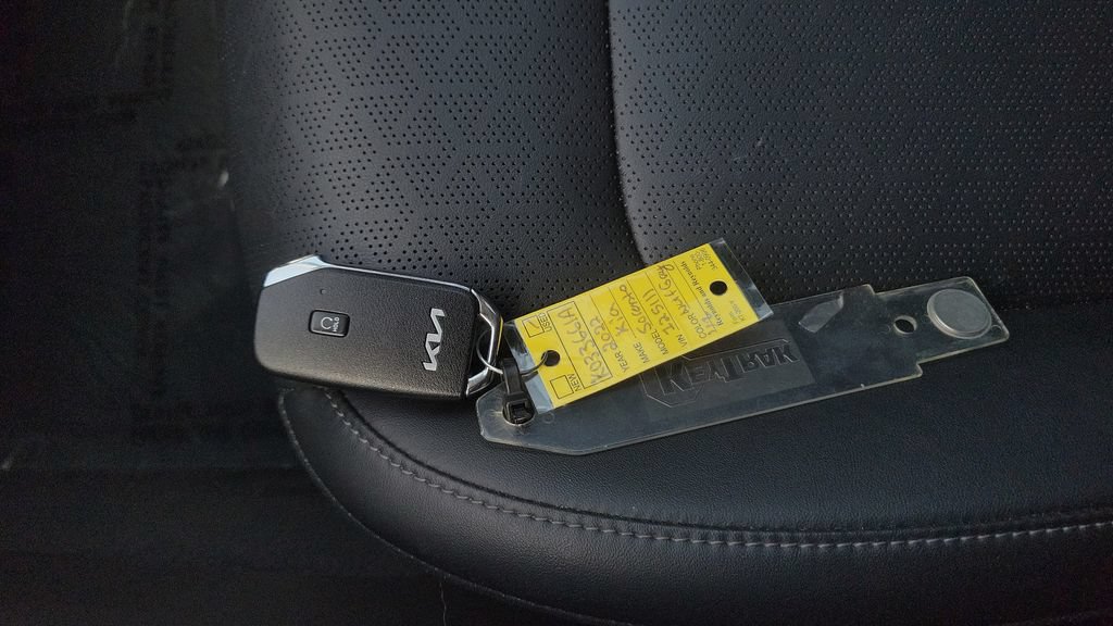 Used 2022 Kia Sorento EX FWD image 33