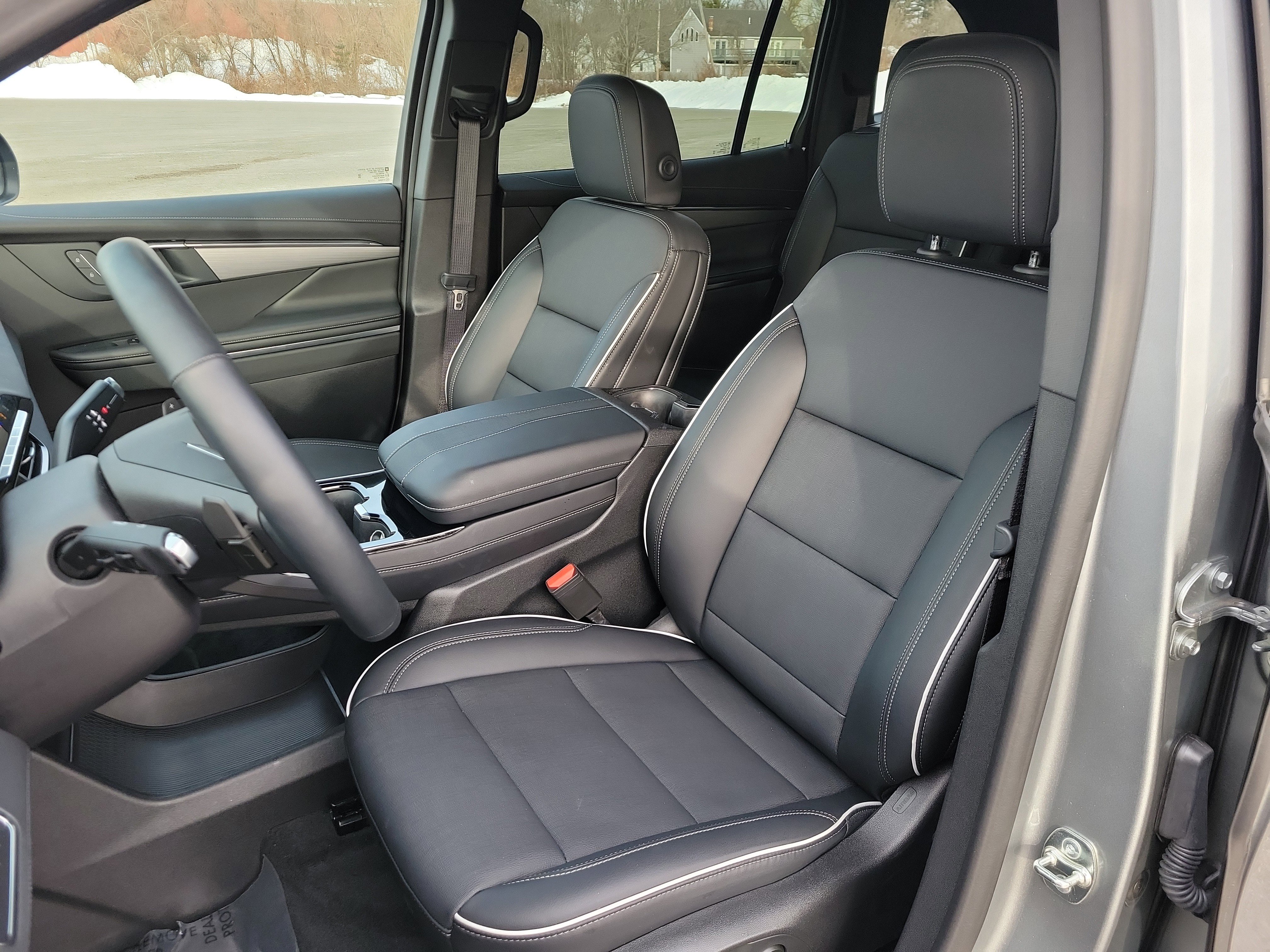 Certified 2025 Buick Enclave Preferred image 14