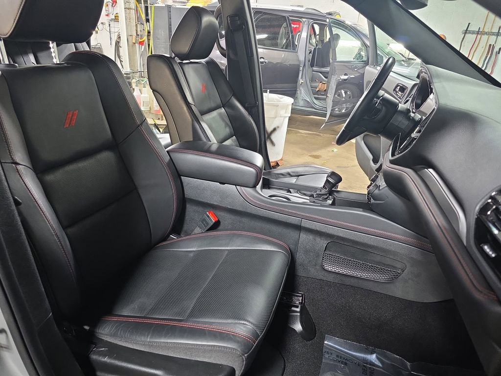 Used 2025 Dodge Durango GT image 10