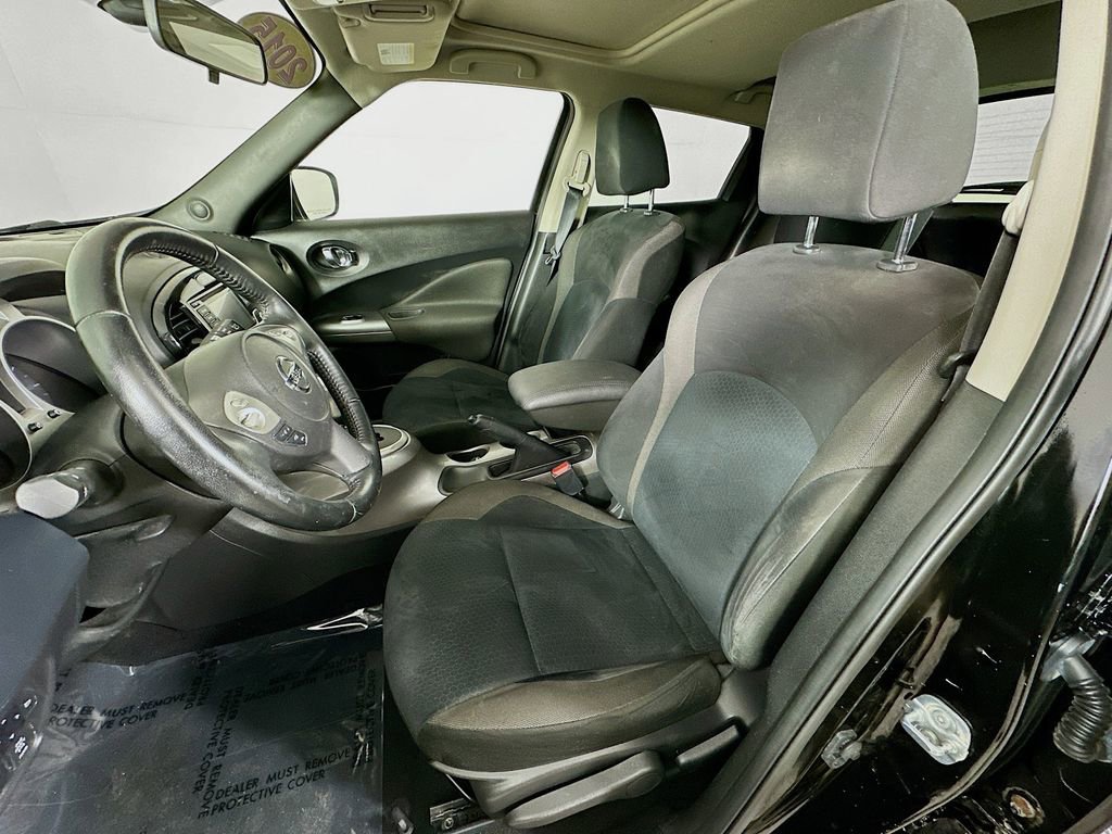 Used 2015 Nissan Juke SV image 26