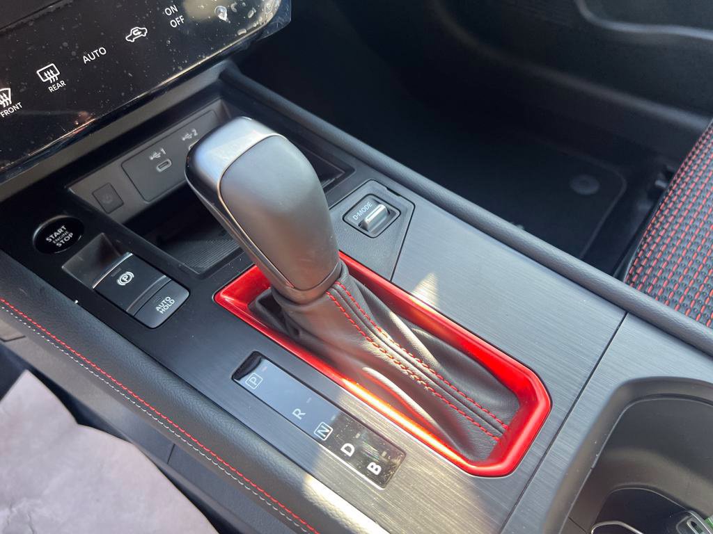 Certified 2025 Nissan Kicks SR AWD/4WD image 22