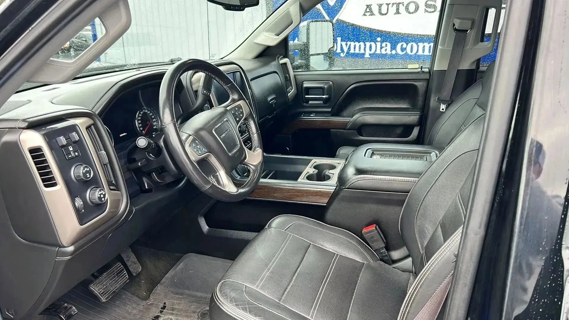 Used 2017 GMC Sierra 3500 Denali AWD/4WD image 13