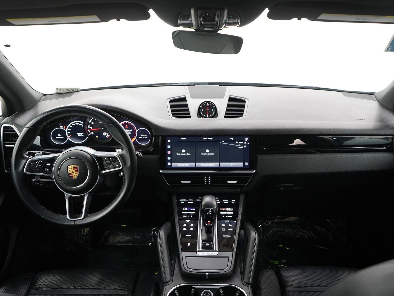 Used 2022 Porsche Cayenne AWD/4WD image 13