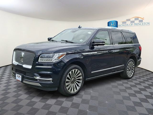 Used 2021 Lincoln Navigator Reserve w/ Luxury Package AWD/4WD image 3