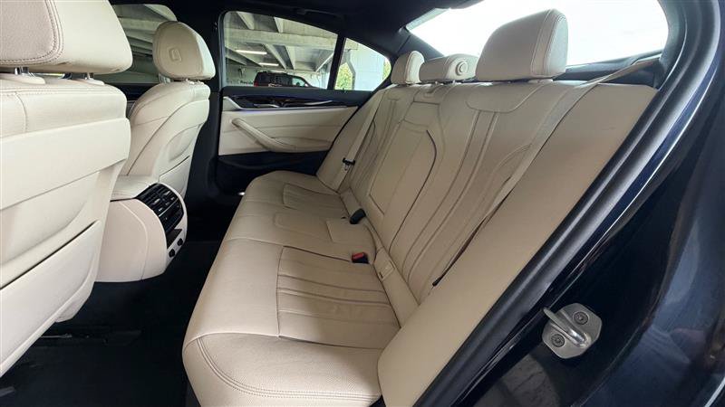 Used 2018 BMW 530i xDrive AWD/4WD image 44