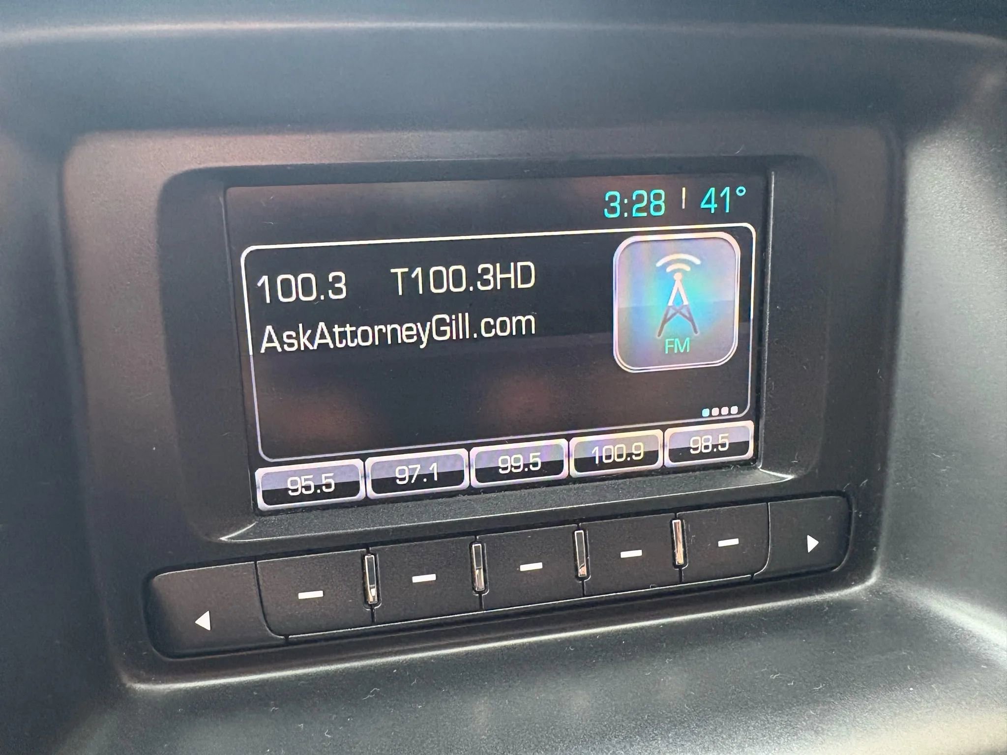 Used 2016 Chevrolet Colorado W/T image 16