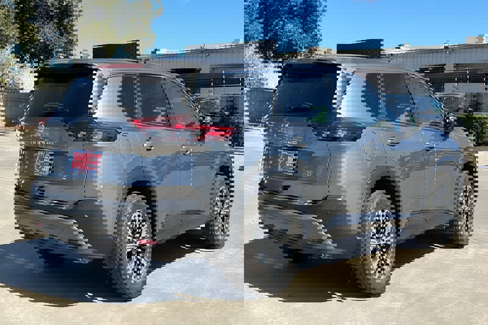 Certified 2023 Nissan Rogue SV image 3