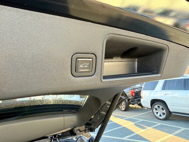 Used 2019 GMC Terrain SLT w/ Preferred Package image 9