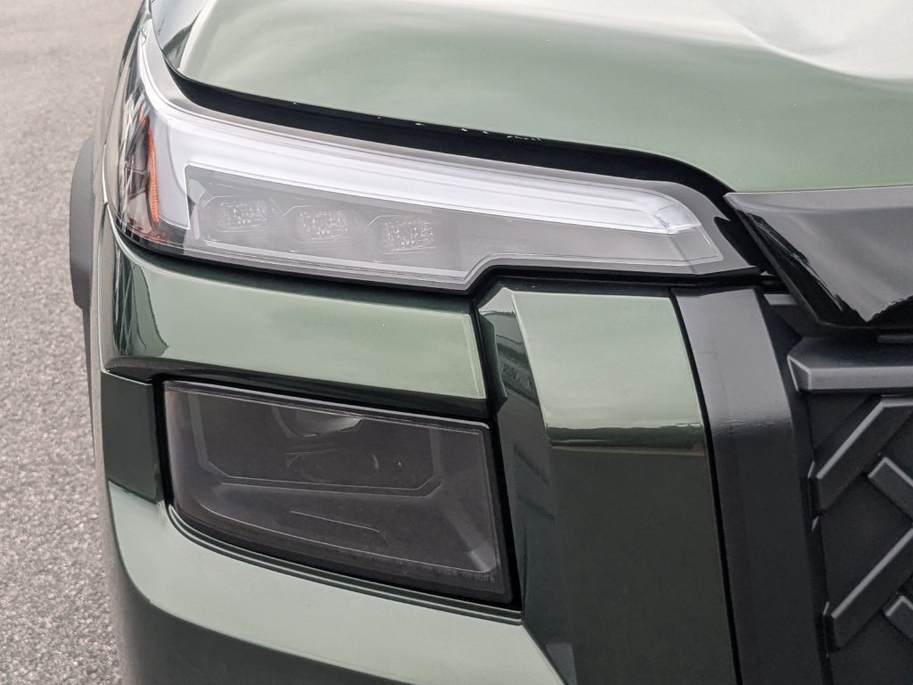 New 2026 Subaru Outback Touring AWD/4WD image 10