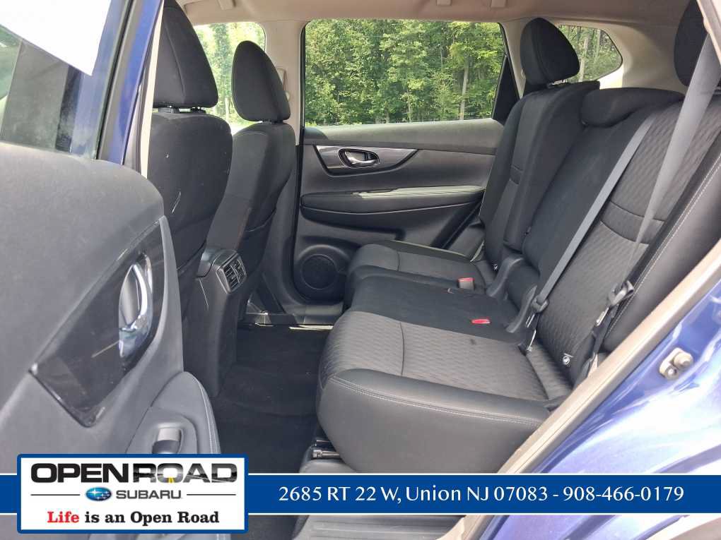 Used 2017 Nissan Rogue S w/ Appearance Package AWD/4WD image 50