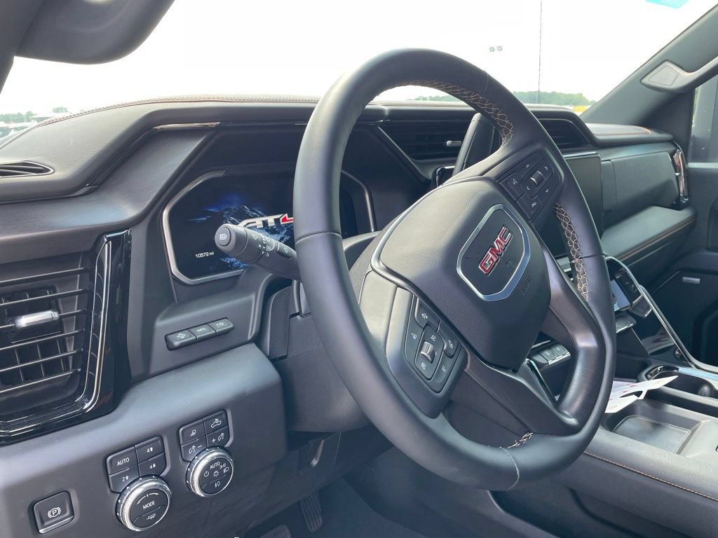 Used 2026 GMC Sierra 2500 AT4 w/ AT4 Premium Plus Package AWD/4WD image 6
