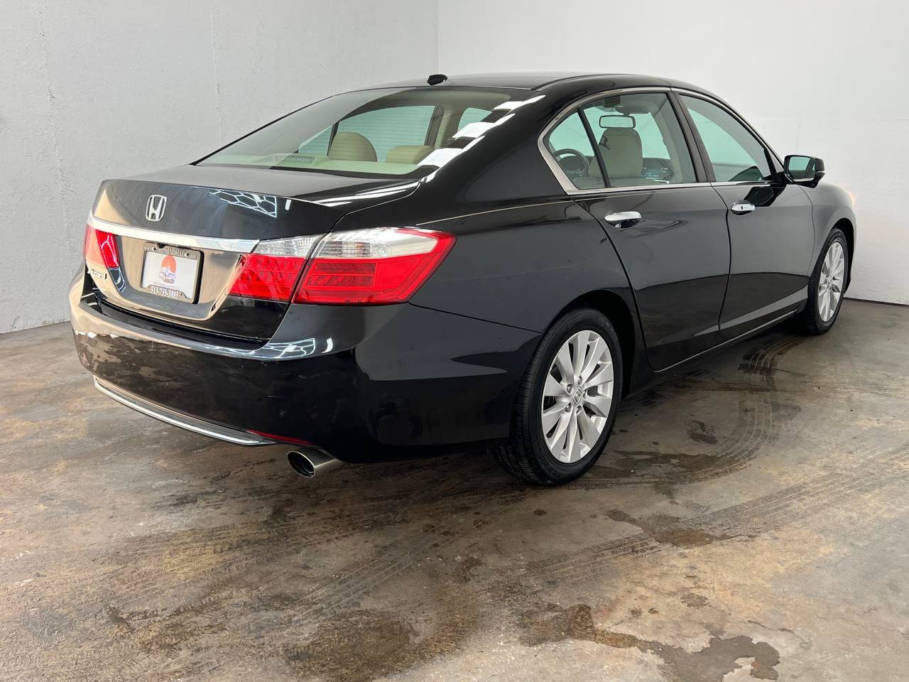 Used 2015 Honda Accord EX-L image 4