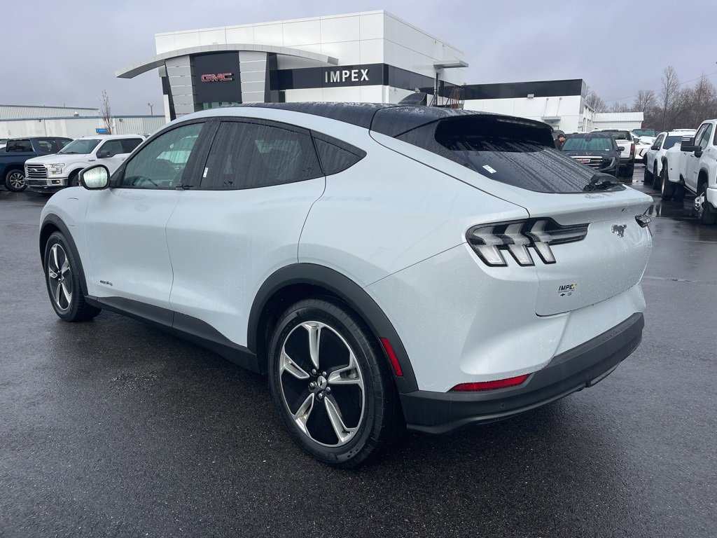 Used 2021 Ford Mustang Mach-E Select w/ Comfort/Appearance Package image 3