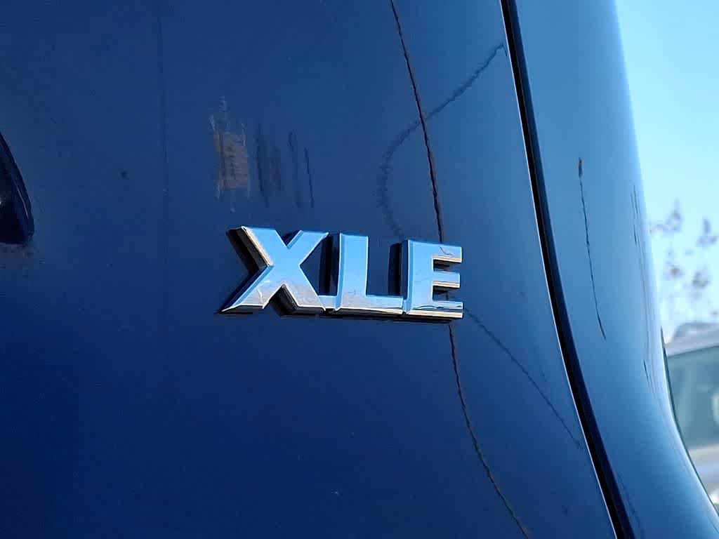 Used 2024 Toyota RAV4 XLE image 33