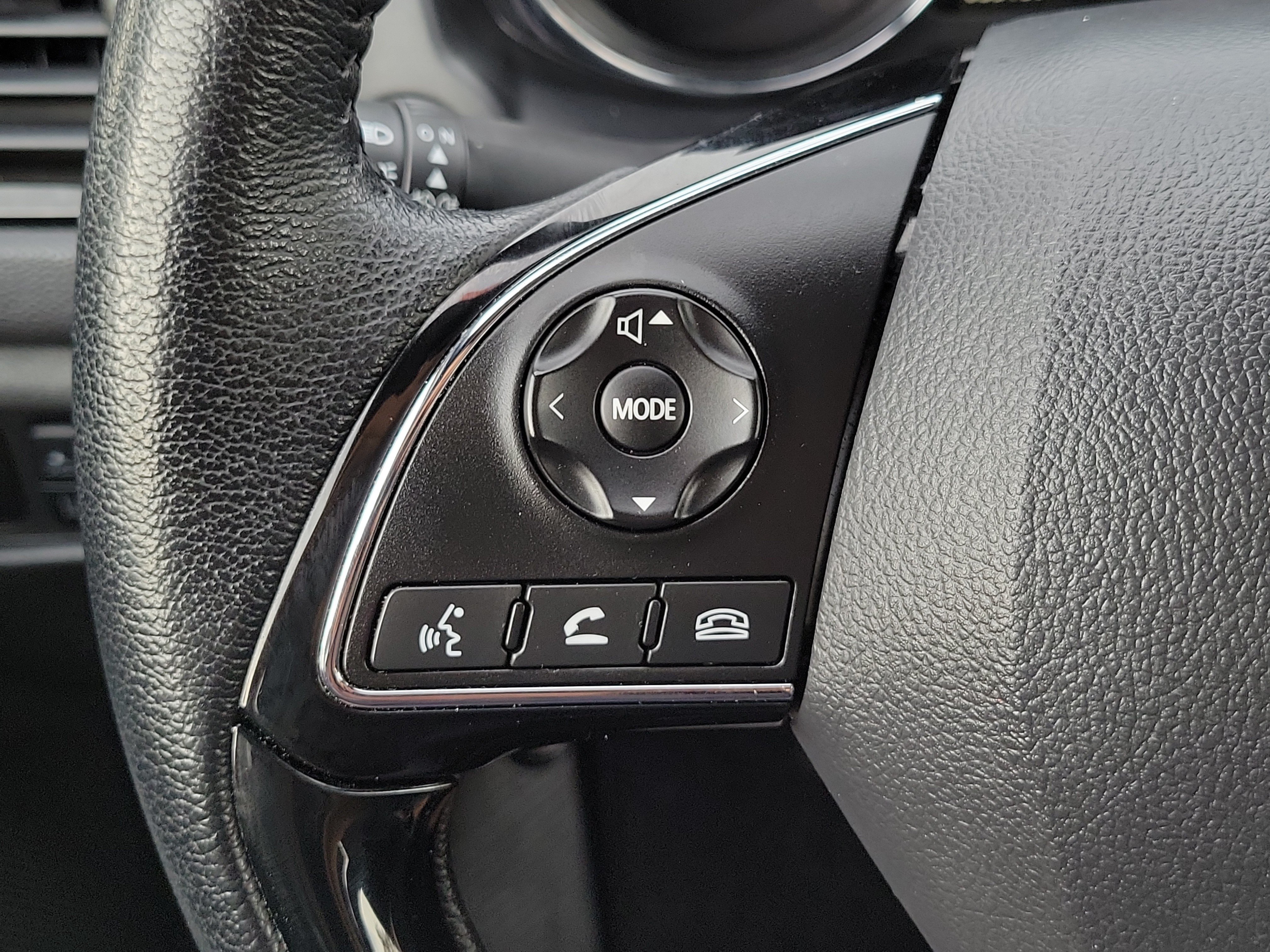 Used 2024 Mitsubishi Outlander Sport SEL AWD/4WD image 24