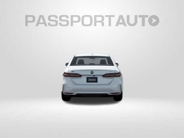 Used 2025 BMW 530i xDrive image 6