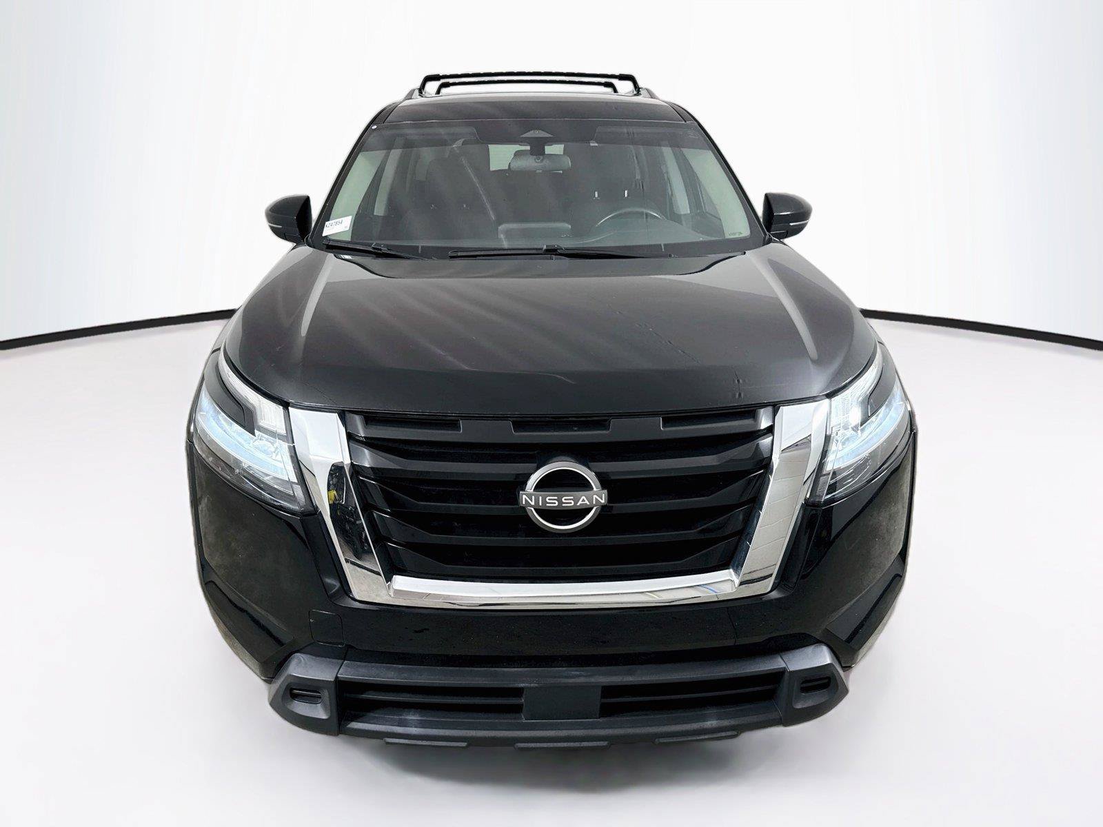 Used 2022 Nissan Pathfinder SV AWD/4WD image 8