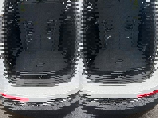 New 2025 Jeep Grand Cherokee L Laredo image 14