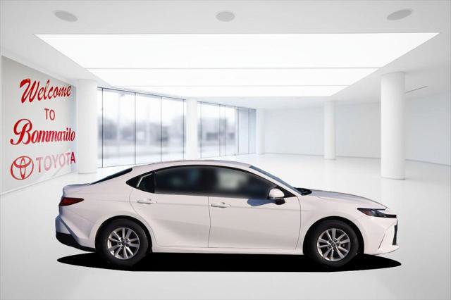 Certified 2025 Toyota Camry LE FWD image 5