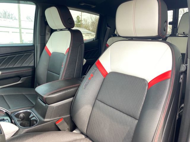 Used 2024 GMC Canyon AT4X AWD/4WD image 13