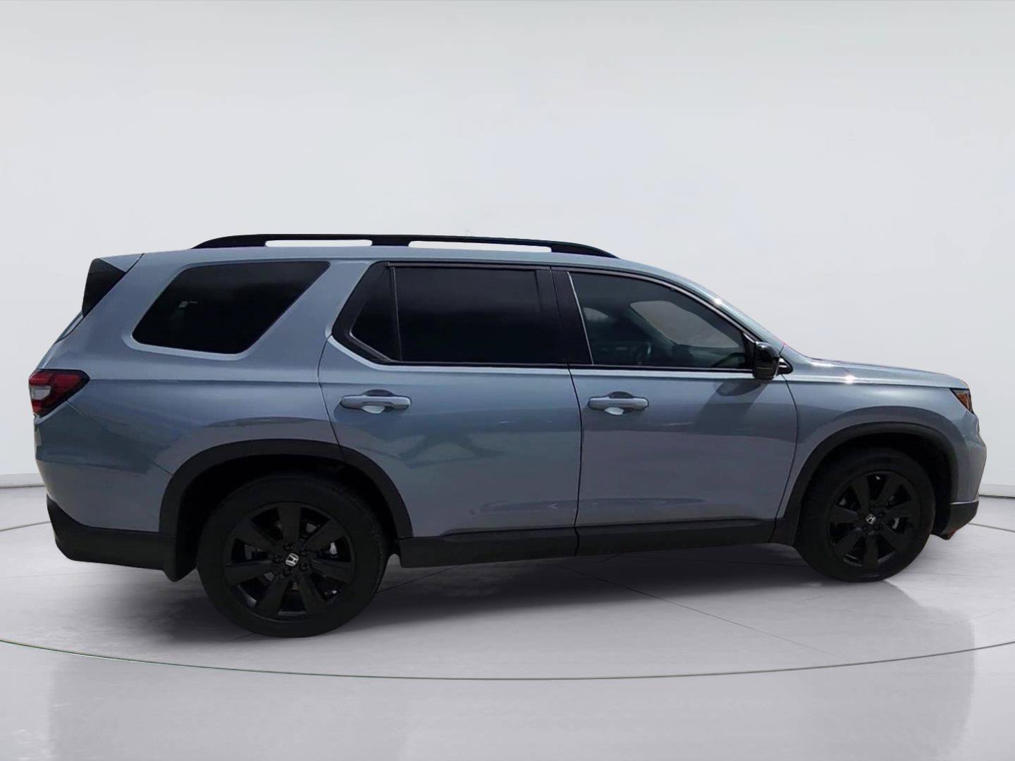 Used 2025 Honda Pilot Black Edition image 9