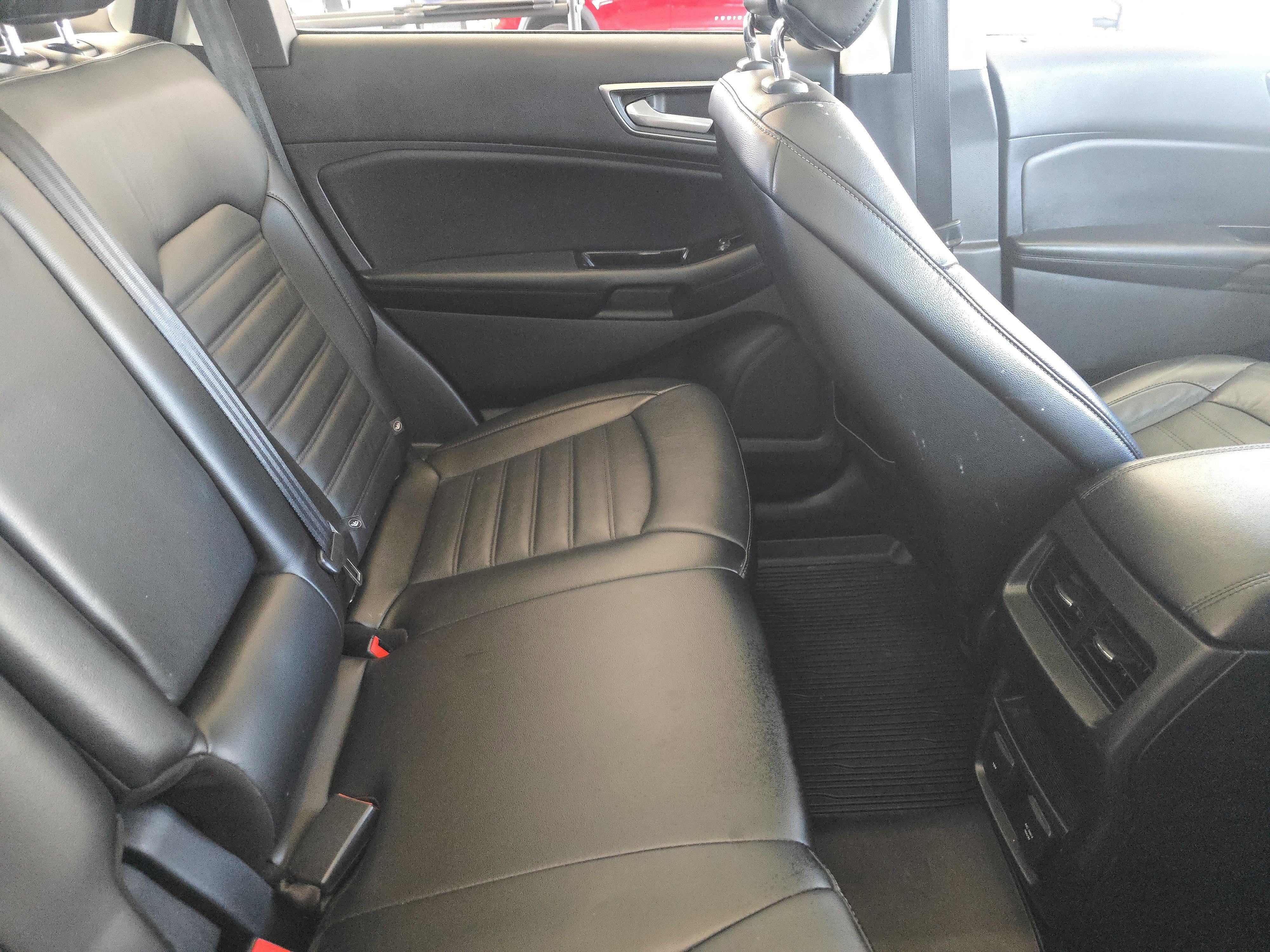 Used 2015 Ford Edge SEL w/ Equipment Group 201A image 24