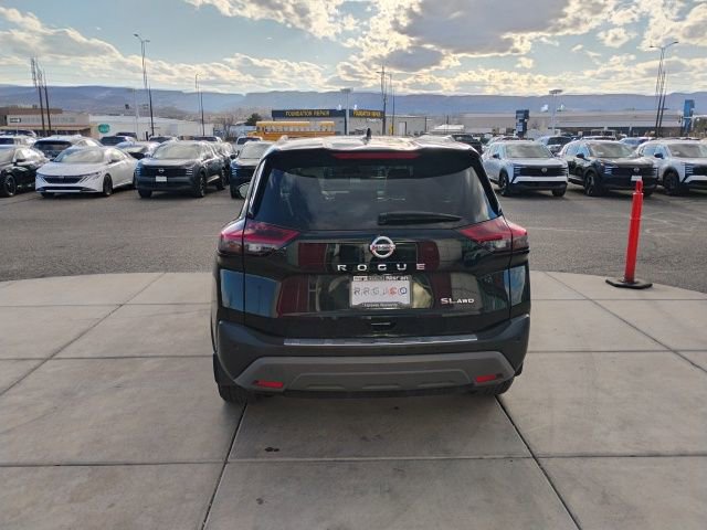 Used 2021 Nissan Rogue SL image 5
