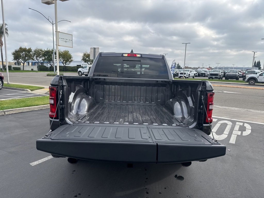 New 2026 RAM 1500 Big Horn w/ Night Edition image 7