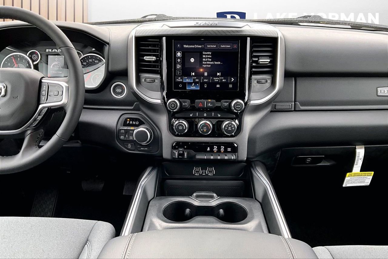 New 2026 RAM 1500 Big Horn AWD/4WD image 13