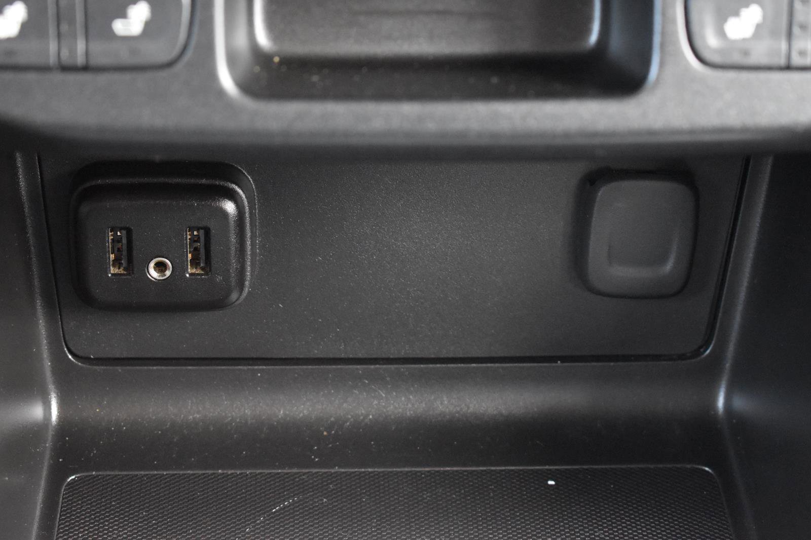 Used 2019 Chevrolet Colorado ZR2 w/ ZR2 Midnight Special Edition image 27