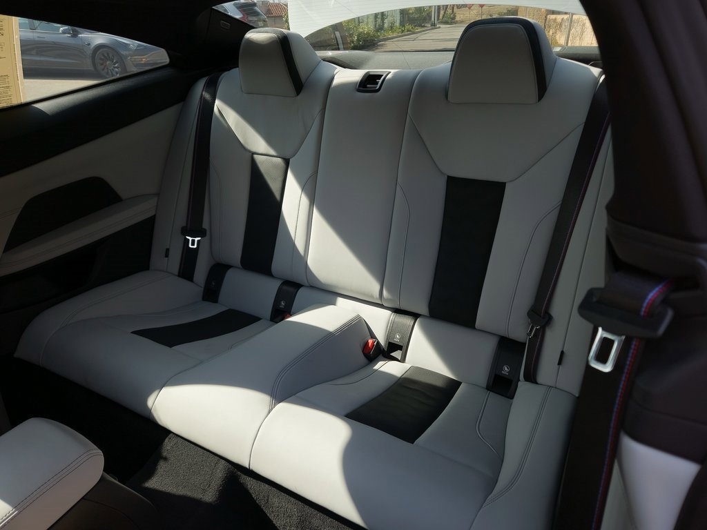 Used 2022 BMW M4 xDrive Competition w/ M Carbon Exterior Package image 21