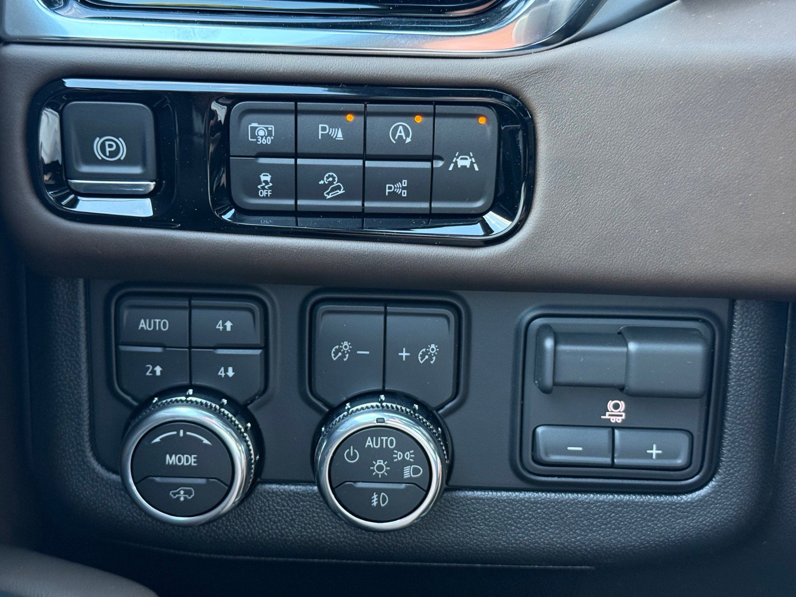 New 2026 GMC Yukon XL Denali Ultimate image 24