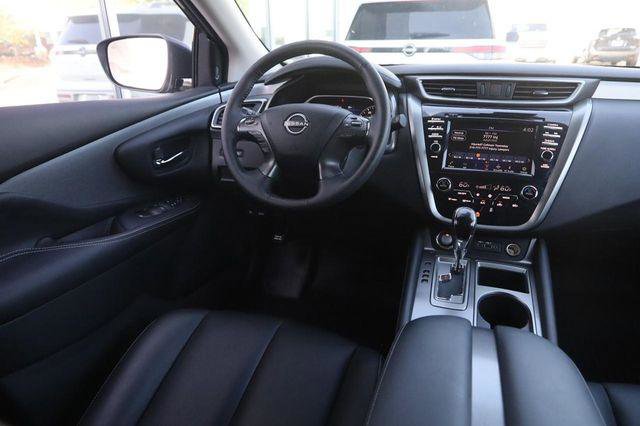 Used 2024 Nissan Murano SV FWD image 22