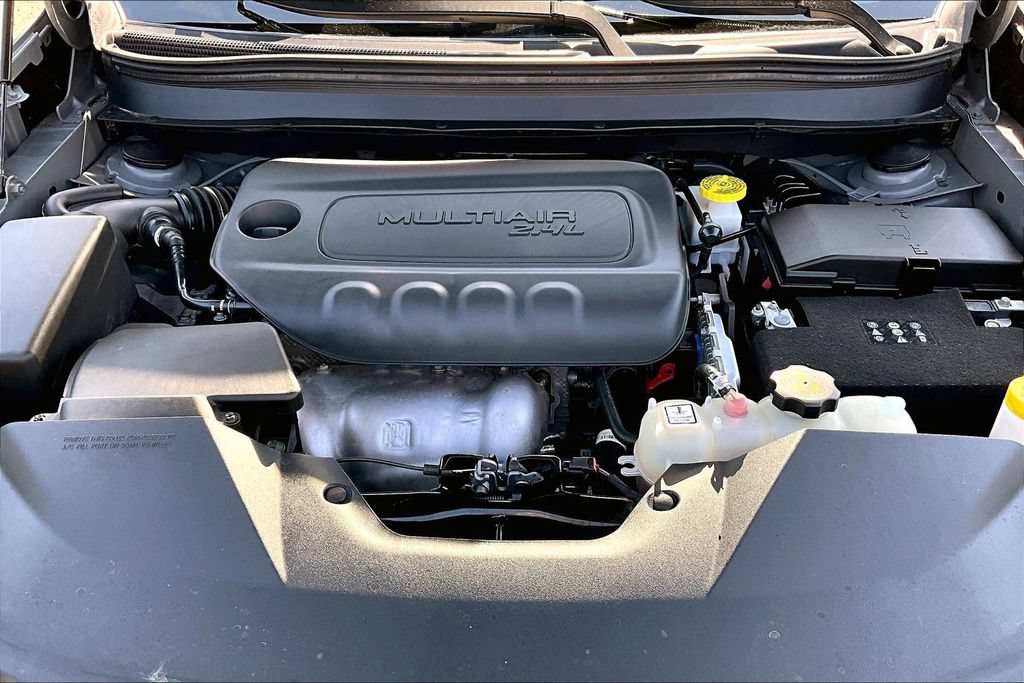 Used 2023 Jeep Cherokee Altitude Lux AWD/4WD image 30