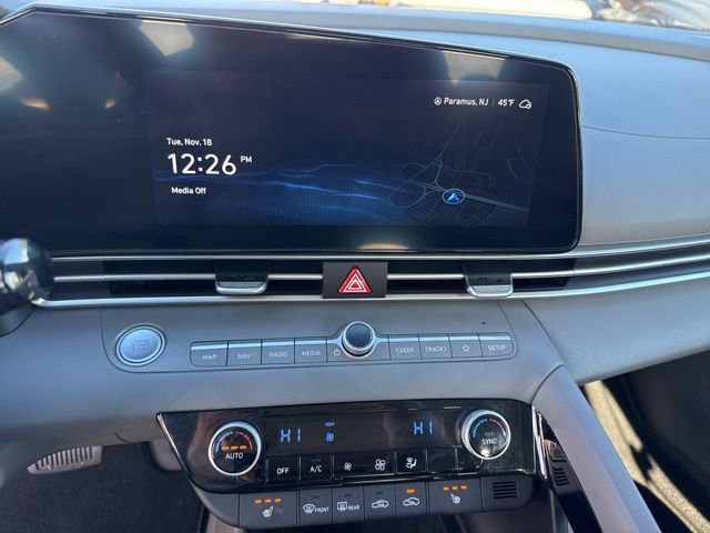 Certified 2023 Hyundai Elantra SEL w/ Convenience Package image 5