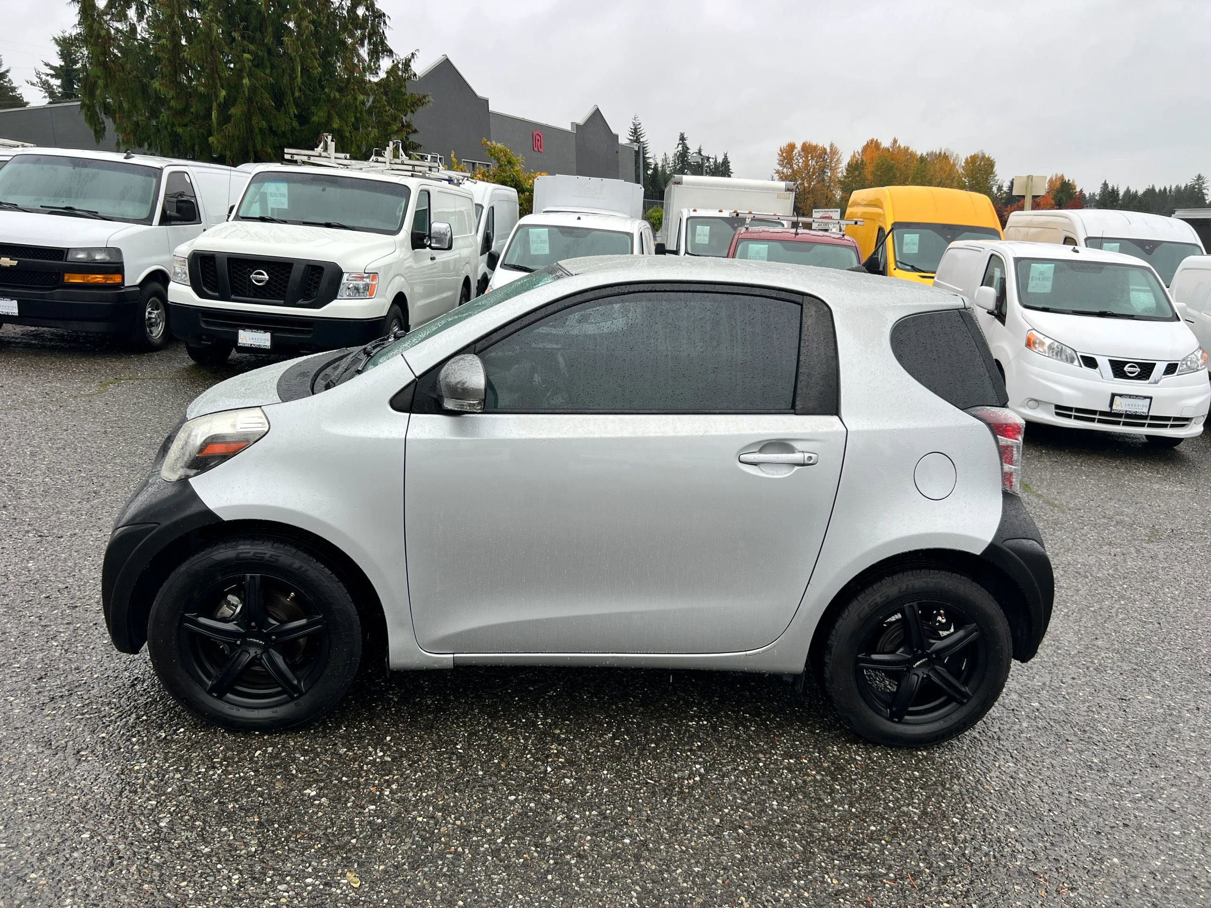 Used 2012 Scion iQ w/ Rear Speaker Pkg image 4
