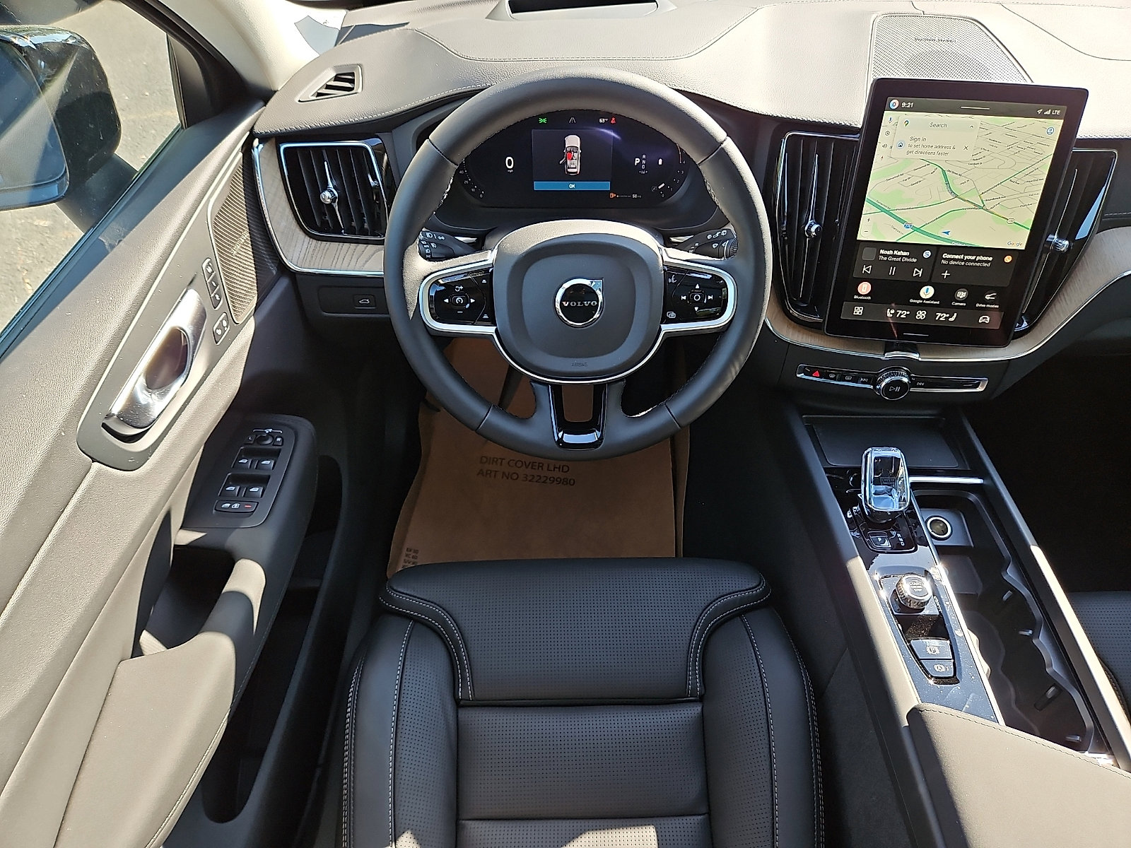 New 2026 Volvo XC60 B5 Ultra w/ Protection Package Premier AWD/4WD image 9