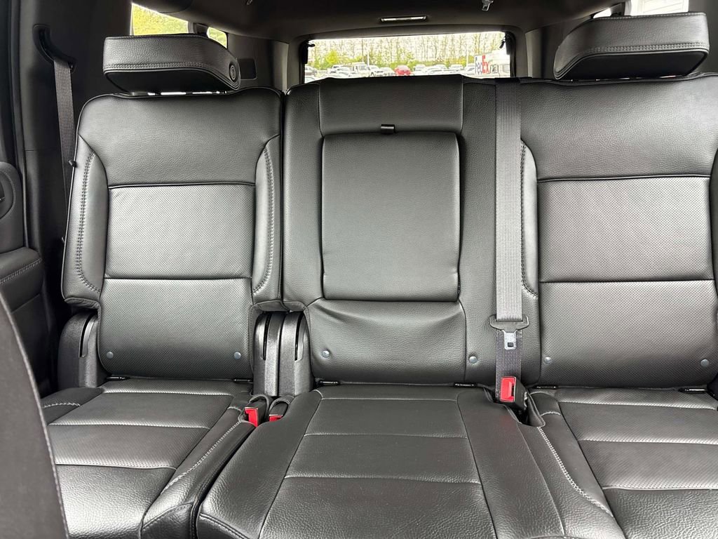Used 2023 GMC Yukon XL Denali AWD/4WD image 13