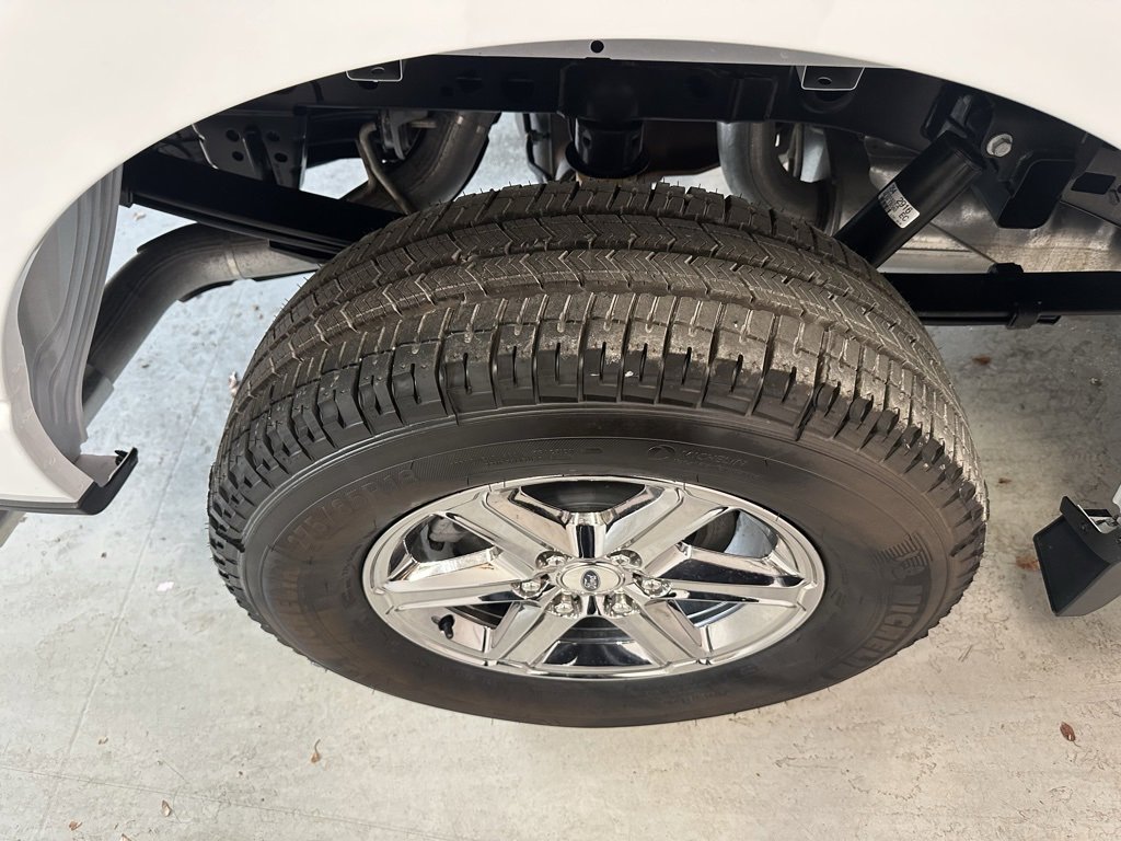 New 2025 Ford F150 XLT w/ Equipment Group 302A MID image 25