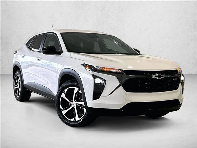 Used 2024 Chevrolet Trax RS FWD image 12