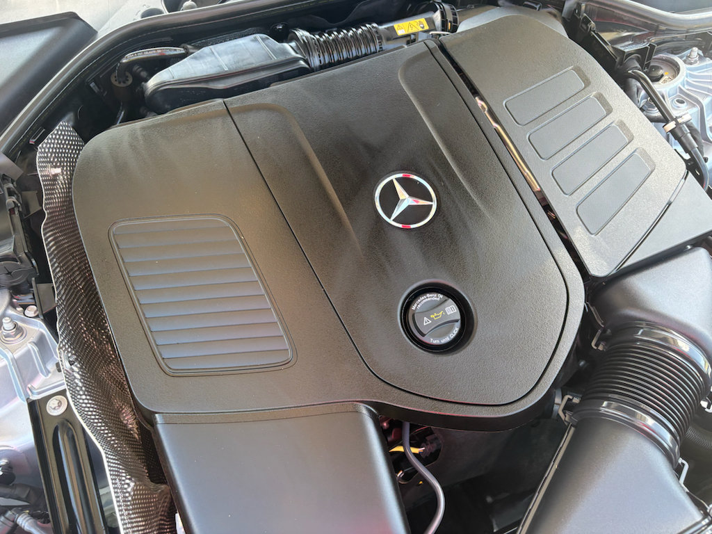 Used 2025 Mercedes-Benz E 350 Sedan image 34