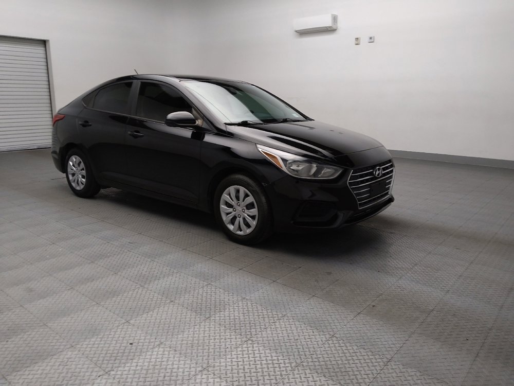 Used 2022 Hyundai Accent SE image 13