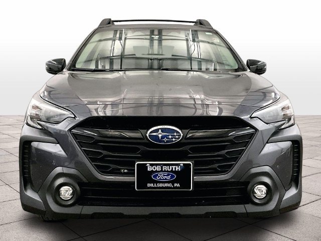 Used 2025 Subaru Outback Onyx Edition AWD/4WD image 3
