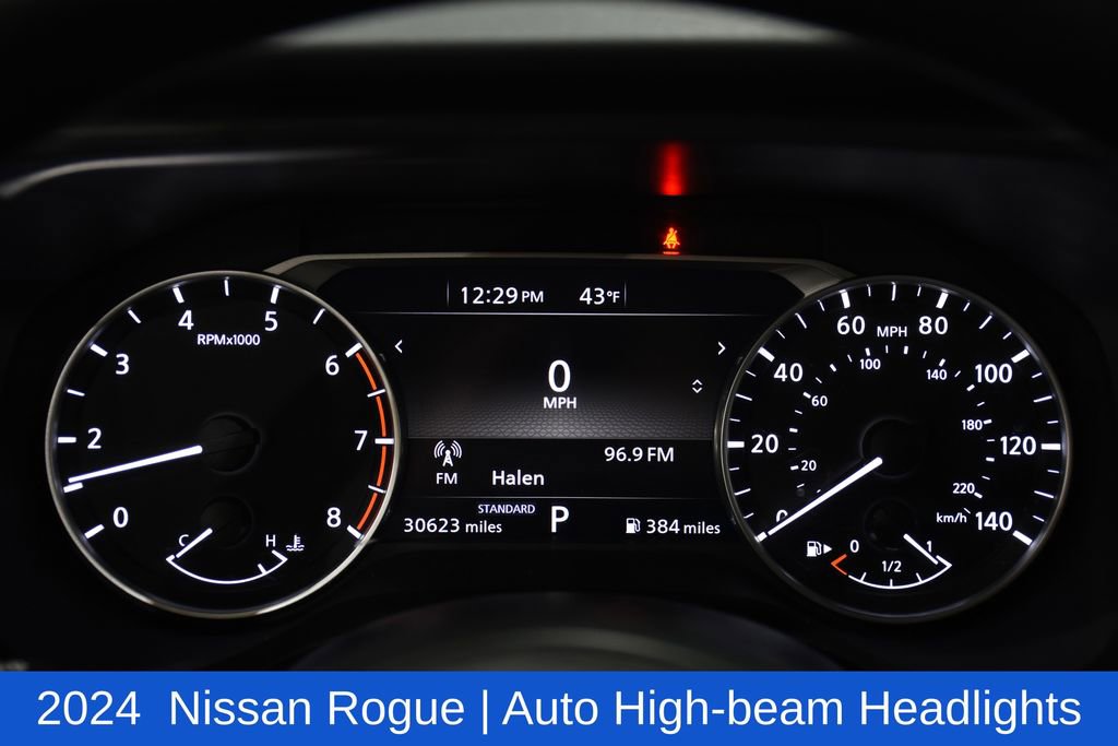 Used 2024 Nissan Rogue SV image 13