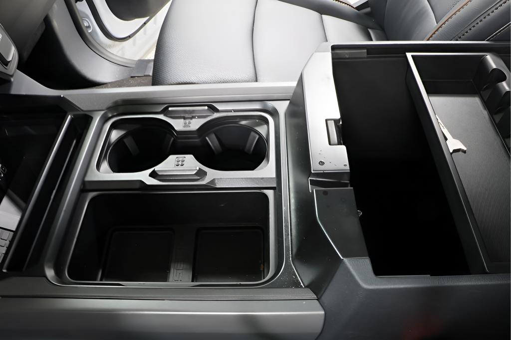 Used 2026 Ford F250 Lariat w/ Black Appearance Package image 19