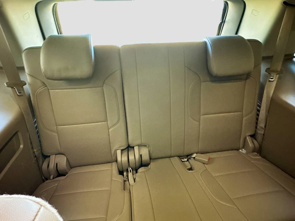 Used 2016 Chevrolet Tahoe LTZ AWD/4WD image 31