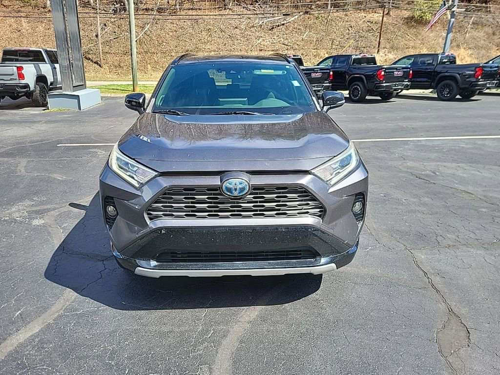 Used 2019 Toyota RAV4 XSE w/ XSE Weather Package image 3